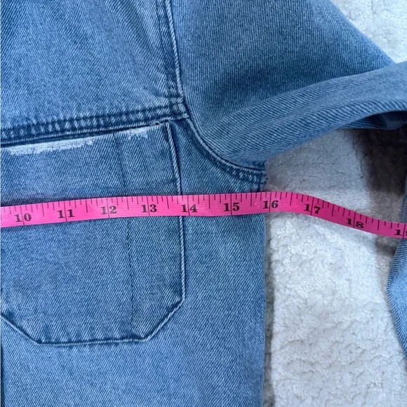 H&M Coachella Floral Embroidered Cropped Denim Jacket Women’s 2 Boho Festival - Picture 5 of 9